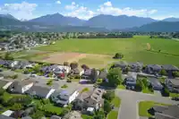 45170 BLUEJAY AVENUE - thumbnail 32