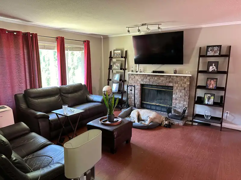26421 28 AVENUE - photo 2 of 13