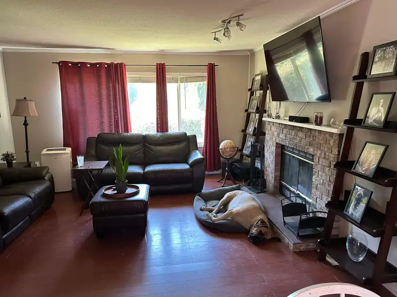 26421 28 AVENUE - photo 3 of 13