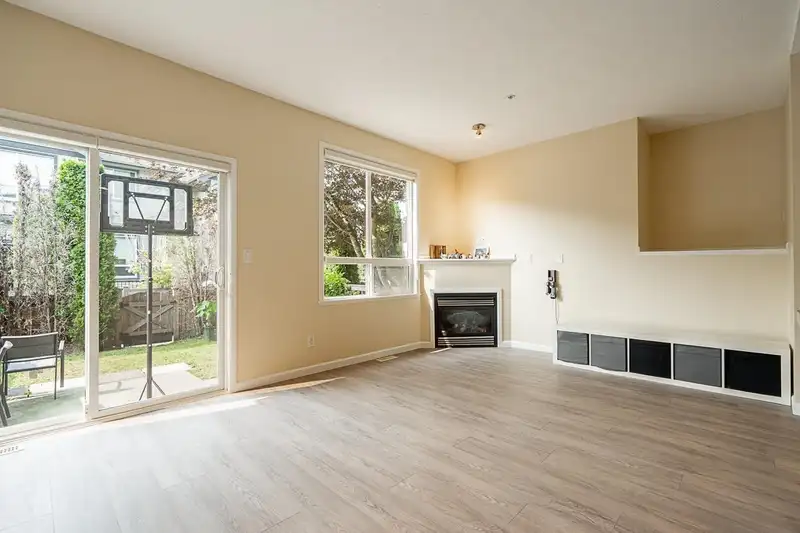 70 3127 SKEENA STREET - photo 4 of 37