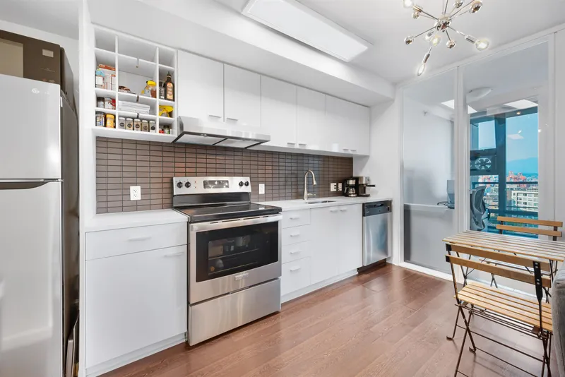 1207 602 CITADEL PARADE - photo 4 of 15