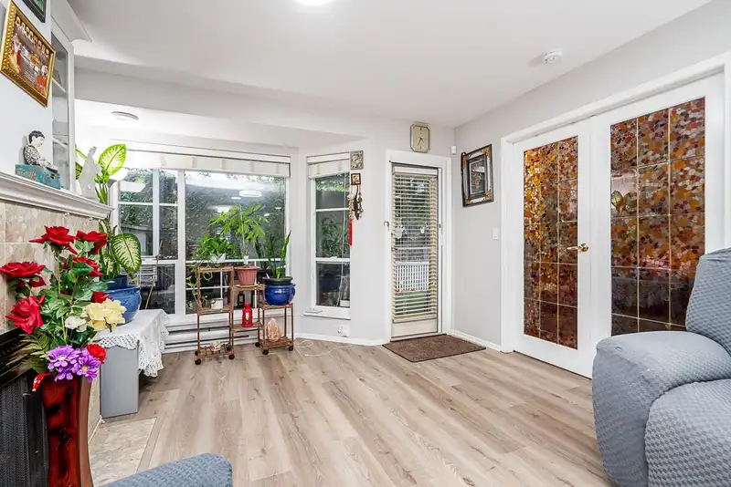 5 7127 124 STREET - photo 3 of 40