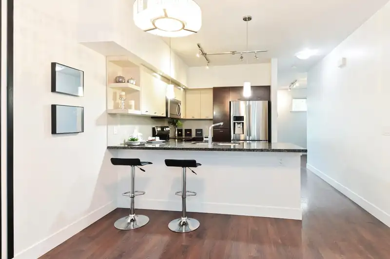 103 6299 144 STREET - photo 2 of 35
