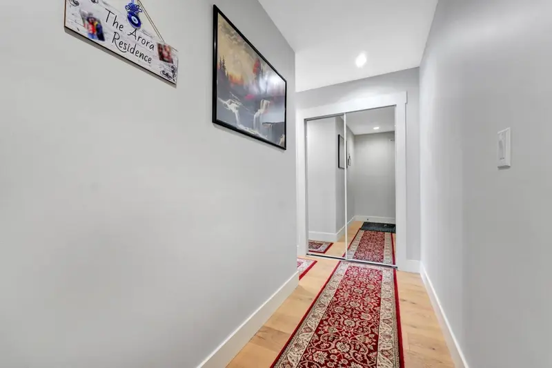 411 22226 BROWN AVENUE - photo 3 of 25