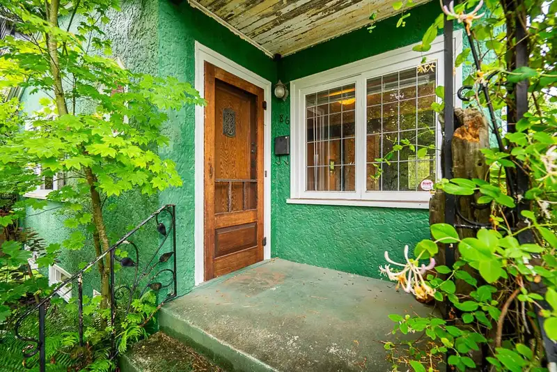 86 W 20TH AVENUE - photo 3 of 39