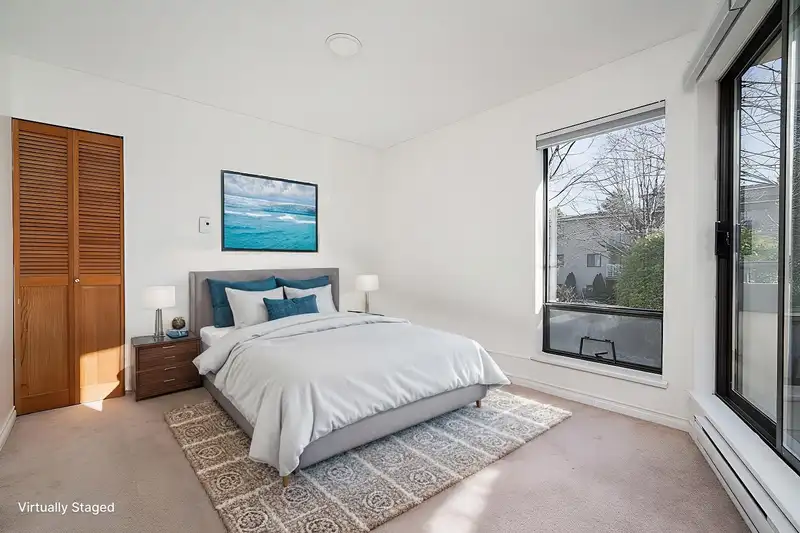 202 8645 OSLER STREET - photo 2 of 23