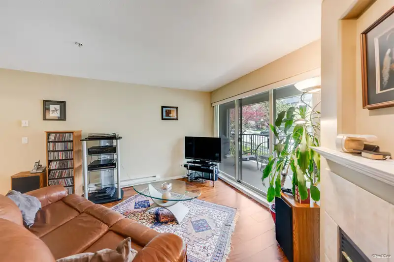 407 210 ELEVENTH STREET - photo 1 of 36