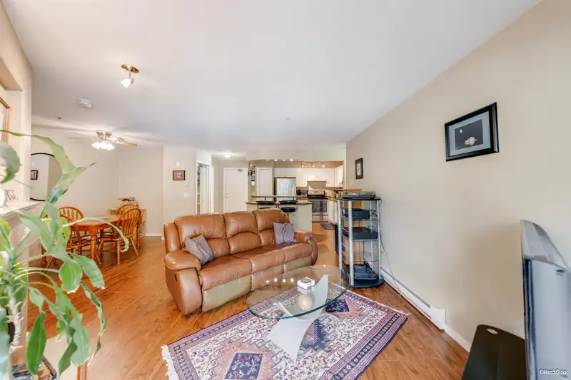 407 210 ELEVENTH STREET - photo 2 of 36