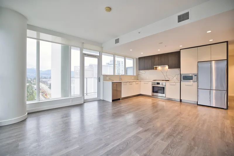 1604 567 CLARKE ROAD - photo 2 of 25