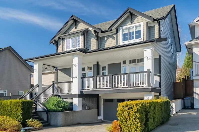 7757 169A STREET - photo 2 of 25