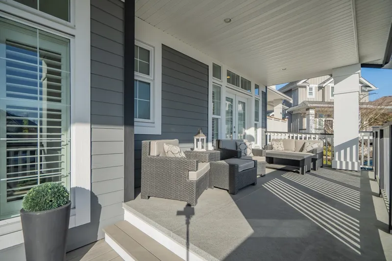 7757 169A STREET - photo 4 of 25