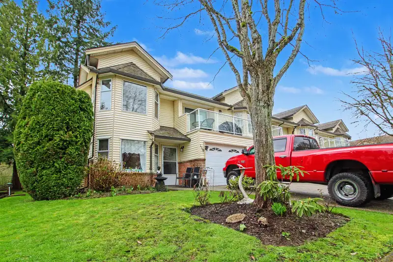 118 6841 138 STREET - photo 2 of 30