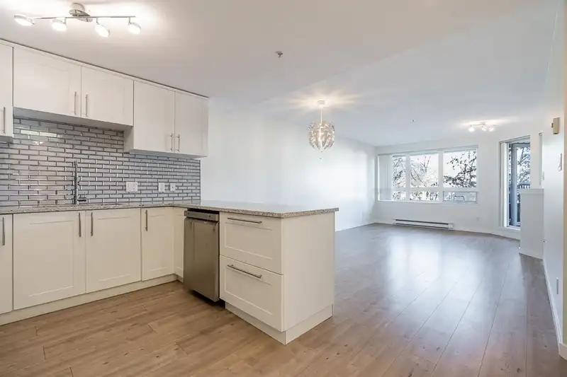 A307 2099 LOUGHEED HIGHWAY - photo 1 of 38