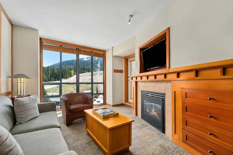 604 4320 SUNDIAL CRESCENT - photo 4 of 18
