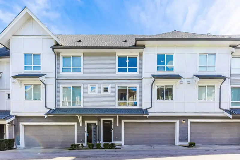 74 9718 161A STREET - photo 1 of 30