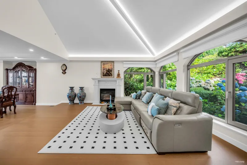 2662 CHELSEA PLACE - photo 4 of 25