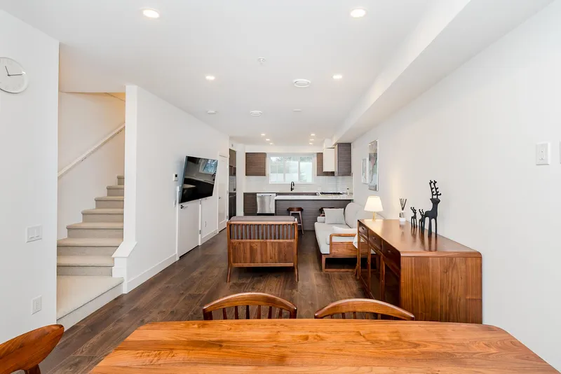 63 8888 SPIRES ROAD - photo 4 of 25