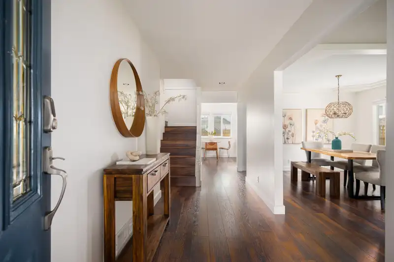 8572 164A STREET - photo 2 of 27