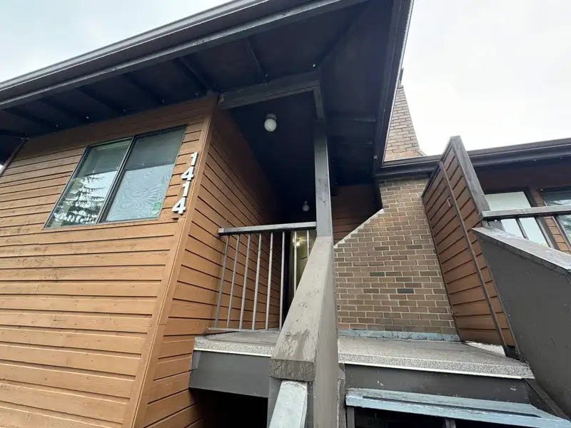 1414 10620 150 STREET - photo 2 of 10