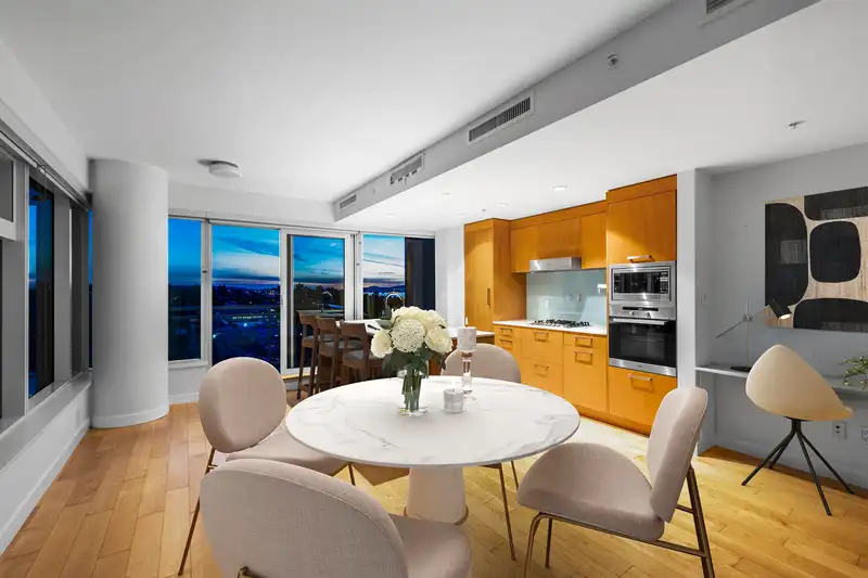 1101 1565 W 6TH AVENUE - photo 1 of 33
