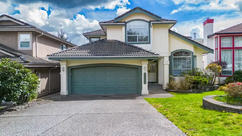 2946 BLACKBEAR COURT - photo 1 of 40