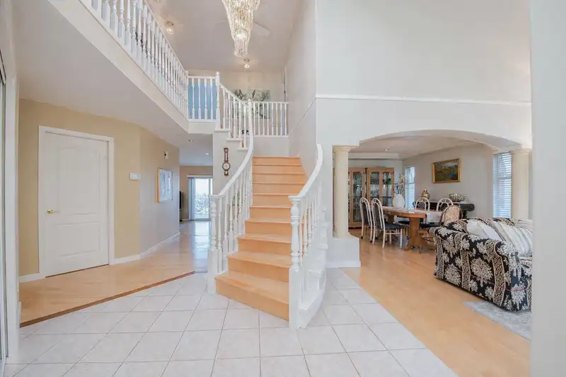 2946 BLACKBEAR COURT - photo 2 of 40