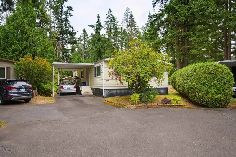 10 2306 198TH STREET - photo 1 of 33