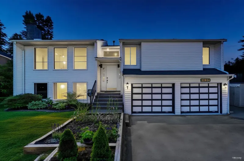 22924 88 AVENUE - photo 1 of 25