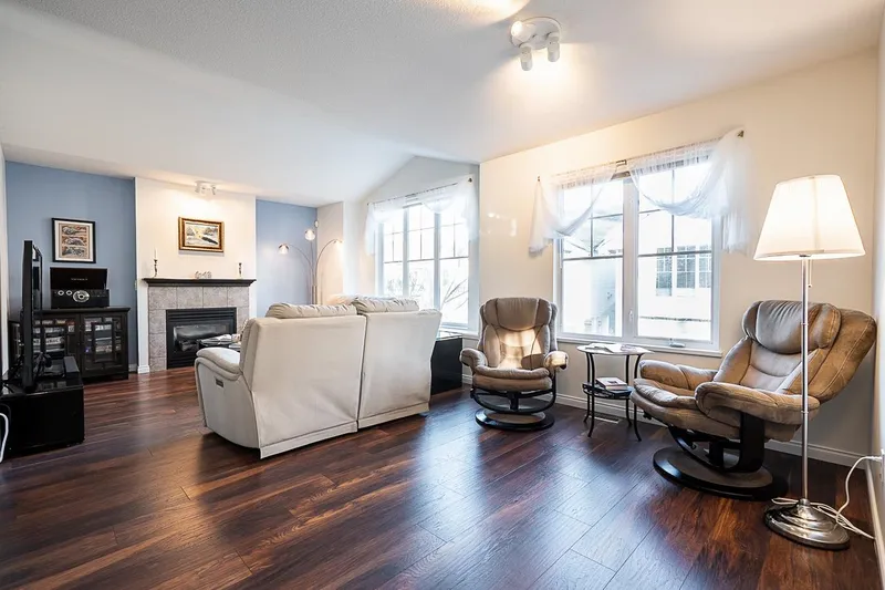 328 3000 RIVERBEND DRIVE - photo 1 of 25