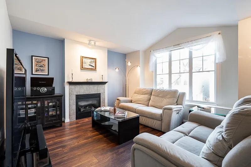 328 3000 RIVERBEND DRIVE - photo 3 of 25