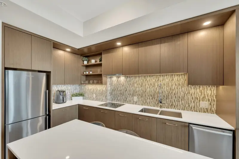 3903 13495 CENTRAL AVENUE - photo 4 of 23