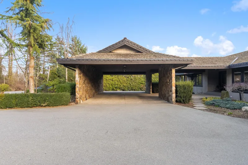 29852 MACLURE ROAD - photo 4 of 25