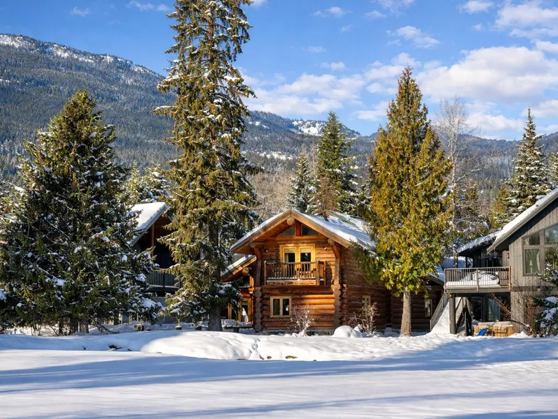 8164 MUIRFIELD CRESCENT - photo 1 of 25