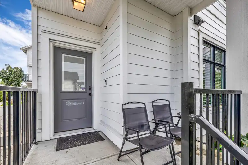 32 17557 100 AVENUE - photo 4 of 28