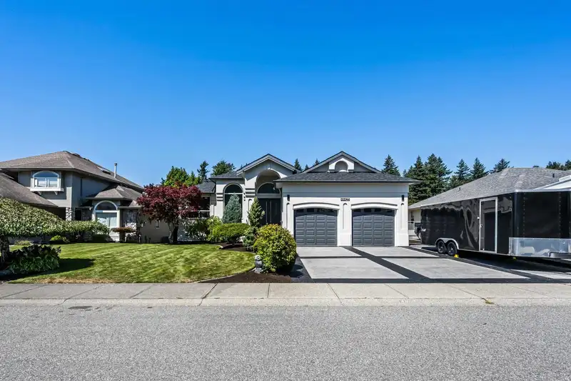 44425 ELSIE PLACE - photo 2 of 40