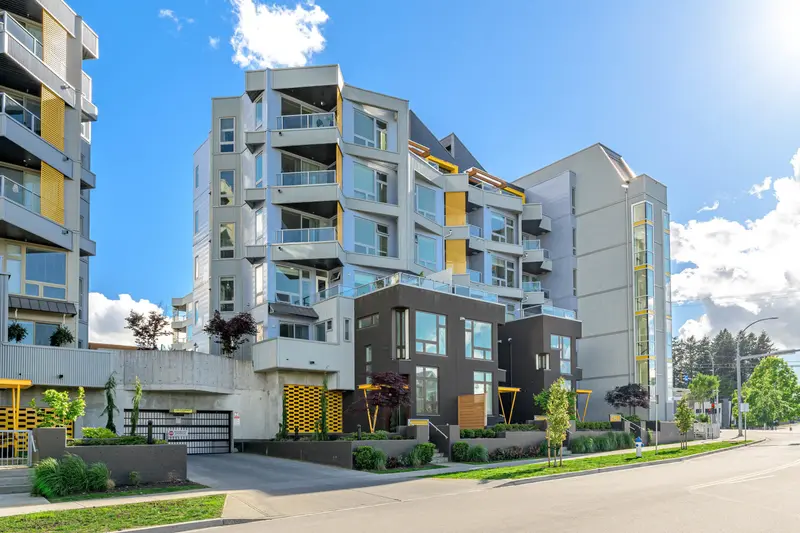 307 32828 LANDEAU PLACE - photo 2 of 25