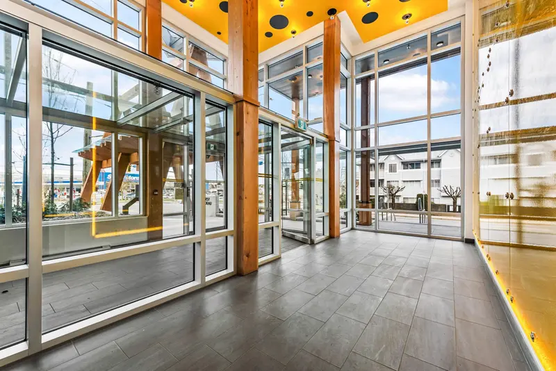 307 32828 LANDEAU PLACE - photo 3 of 25