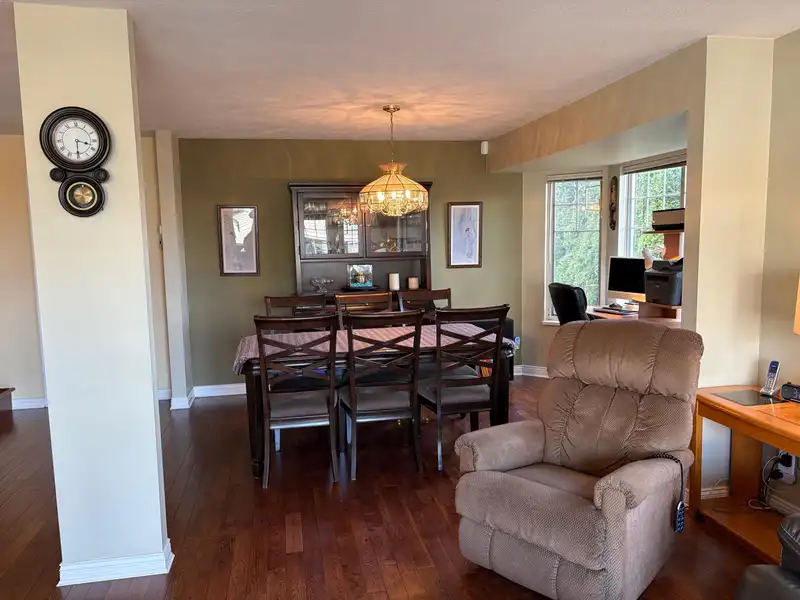 123 28 RICHMOND STREET - photo 3 of 40