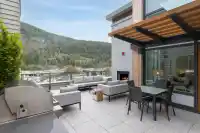 706 6707 NELSON AVENUE - thumbnail 4