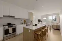 322 2450 GARDEN DRIVE - thumbnail 2