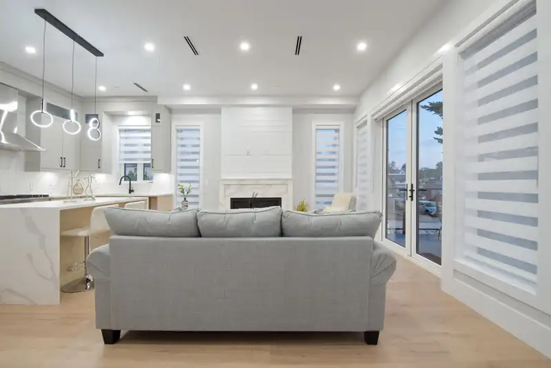 4188 SLOCAN STREET - photo 3 of 39