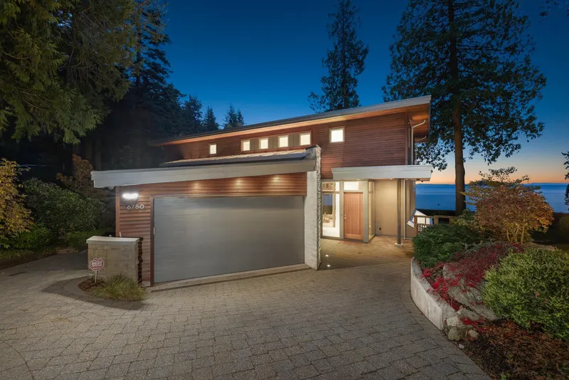 6780 BATCHELOR BAY PLACE - photo 2 of 25