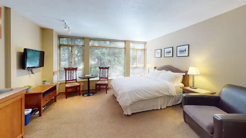 127 4315 NORTHLANDS BOULEVARD - photo 2 of 11
