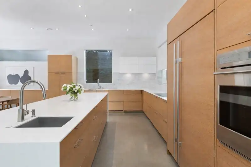3156 W 13TH AVENUE - photo 4 of 31