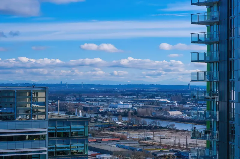 2605 8189 CAMBIE STREET - photo 3 of 22