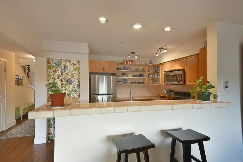 303 5711 EBBTIDE STREET - photo 4 of 26