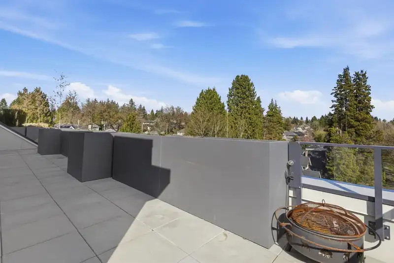 308 3590 W 39TH AVENUE - photo 2 of 23