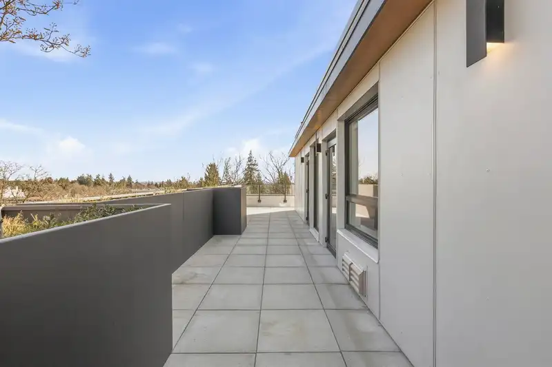 308 3590 W 39TH AVENUE - photo 3 of 23