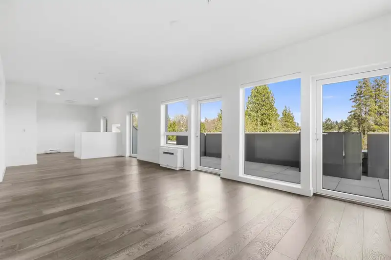 308 3590 W 39TH AVENUE - photo 4 of 23