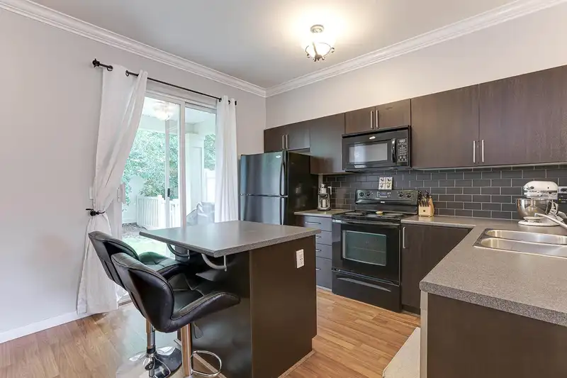 65 6575 192 STREET - photo 2 of 21
